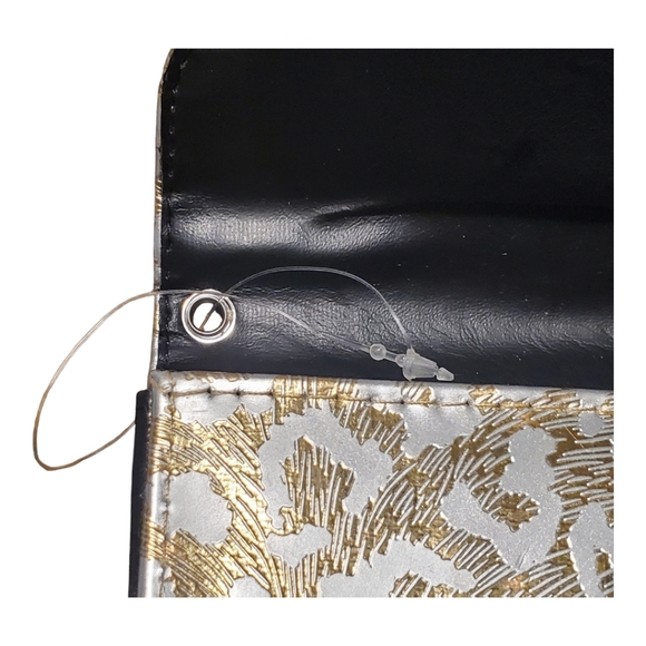 Turquoise & Gold Leopard Print Clutch - Picture 10 of 11